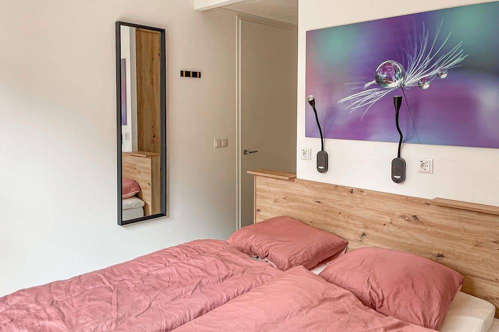 Cozy home in Wenum-Wiesel with Wifi in Veluwe