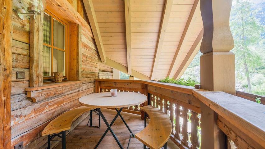Dom dla 15 osób, z balkon i jacuzzi oraz sauna i ogród w Stubaital