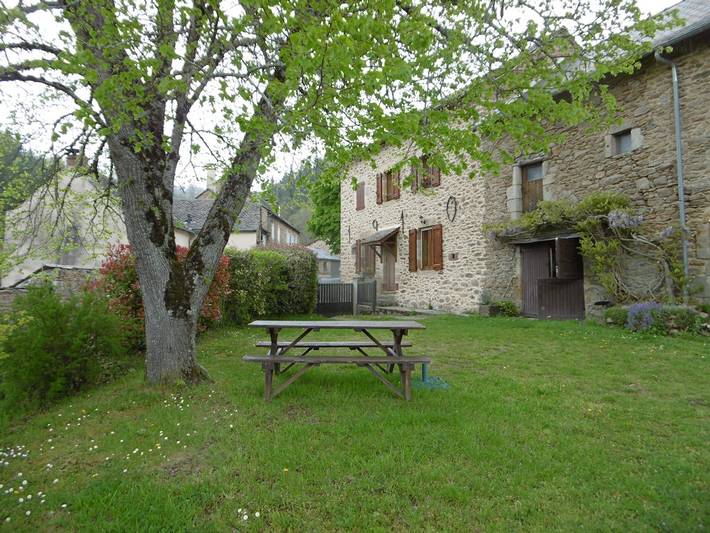 Gîte pour 2 personnes, avec jardin, animaux acceptés dans l' Aveyron - 2