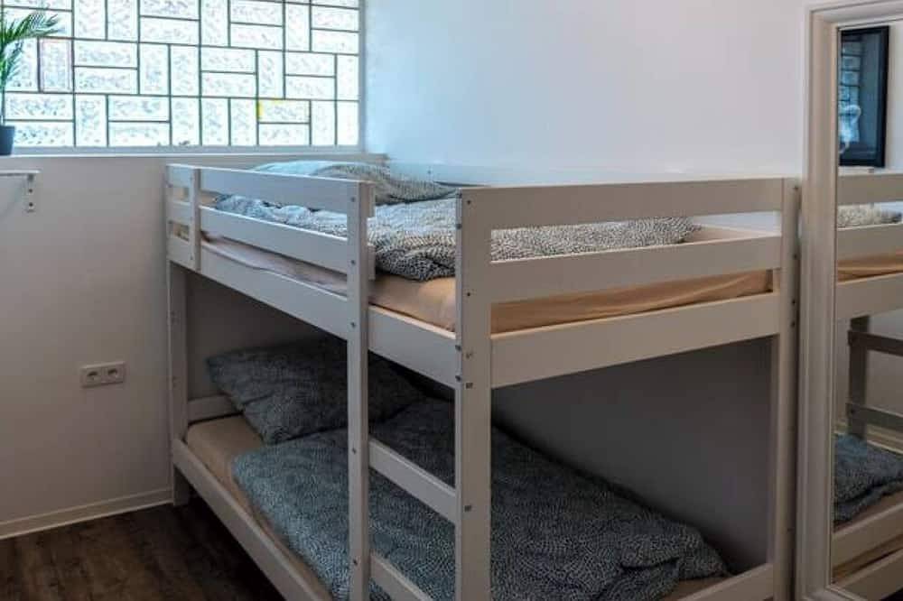Ganze Wohnung, Alte Kneipe im neuen Design für bis zu 12 Personen in Bochum, Ruhrgebiet