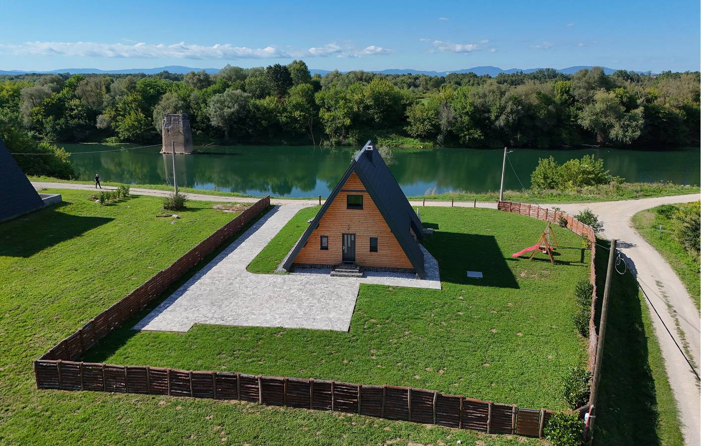 Reizende 1-Zimmer-Wohnung mit Terrasse in der Nähe des Flusses Kupa in Karlovac, Karlovac und Umgebung