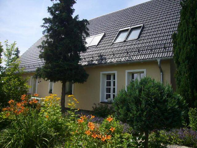 Ganze Wohnung, Ferienwohnung im Neubauernweg 3 in Dahlwitz-Hoppegarten, Hoppegarten