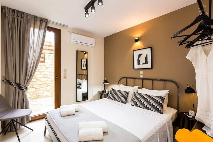 Aestas Residence! Piscina privada, jacuzzi al aire libre, ping pong y vistas al mar! in Rethymno und Umgebung