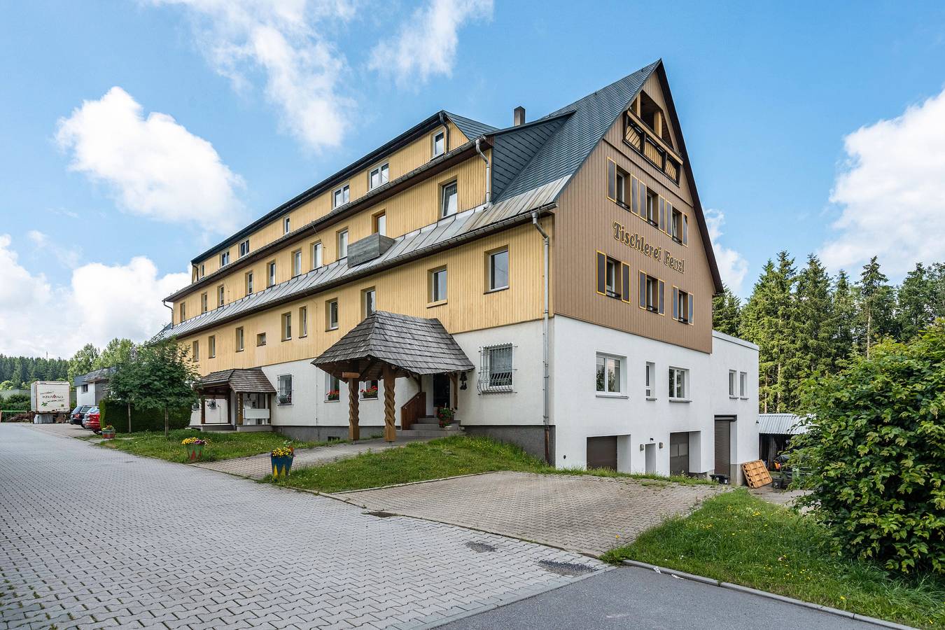 Ganze Wohnung, Ferienwohnung 'Fenzl' mit Wi-Fi in Johanngeorgenstadt, Erzgebirge