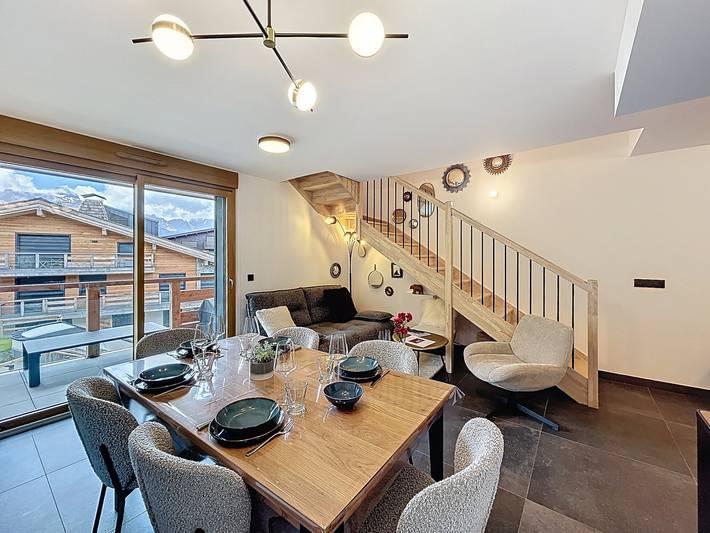 Entire apartment, New 2-bedroom apartment near ski slopes in Combloux with parking in Combloux, Pays du Mont-Blanc