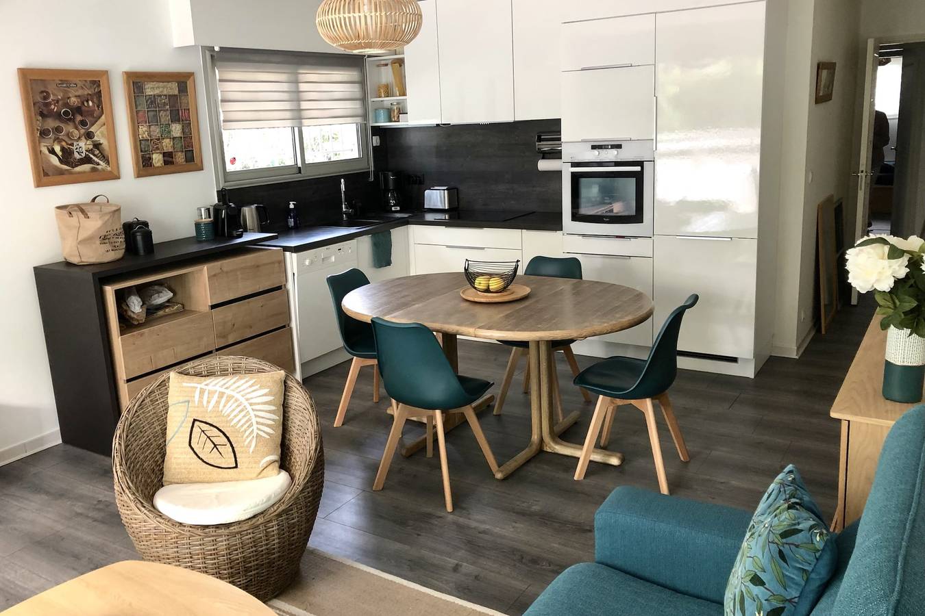 Geheel appartement, Salvy 2 bedrooms near the beach (300 meters) in Antibes, Cannes regio