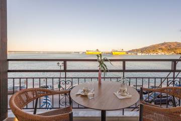 Ferienwohnung für 5 Personen, mit Balkon in Zakynthos Stadt