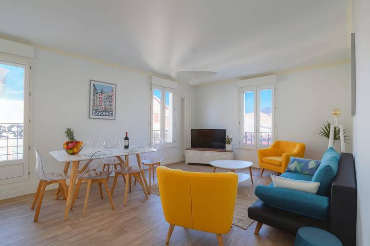 Ferienwohnung für 4 Personen, mit Balkon, kinderfreundlich in Biarritz