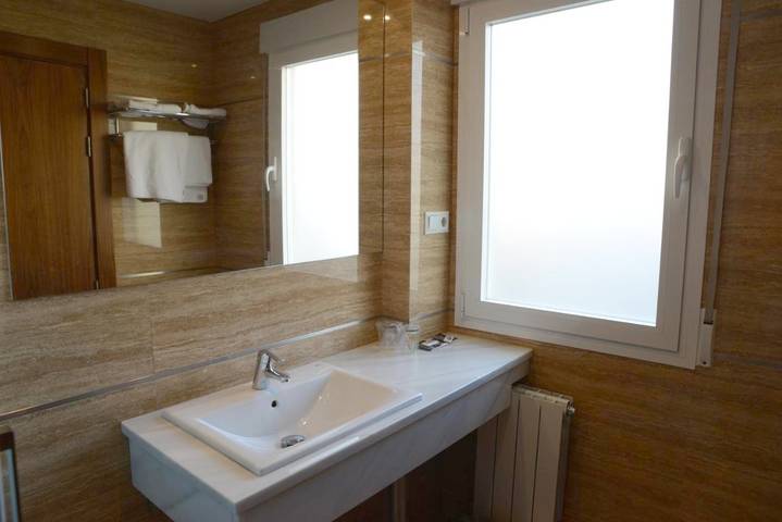 Hôtel pour 3 personnes, avec terrasse et vue à Ciudad Real - 2