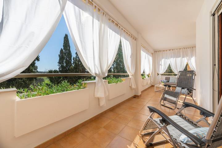 Appartamento "Quiet Home" con terrazza privata, Wi-Fi e aria condizionata