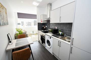 Apartment for 2 People in Bradford, West Yorkshire, Photo 1