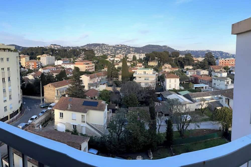Entire apartment, 1 Bedroom Apartment in Le Cannet in Le Cannet, Cannes region