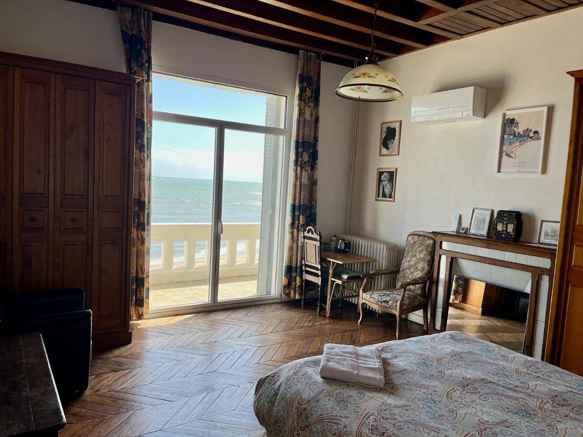 La Villa Ker Mat in Larmor-Plage, Côte des Mégalithes