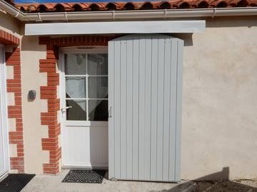 Gîte pour 2 personnes, avec terrasse à Montournais