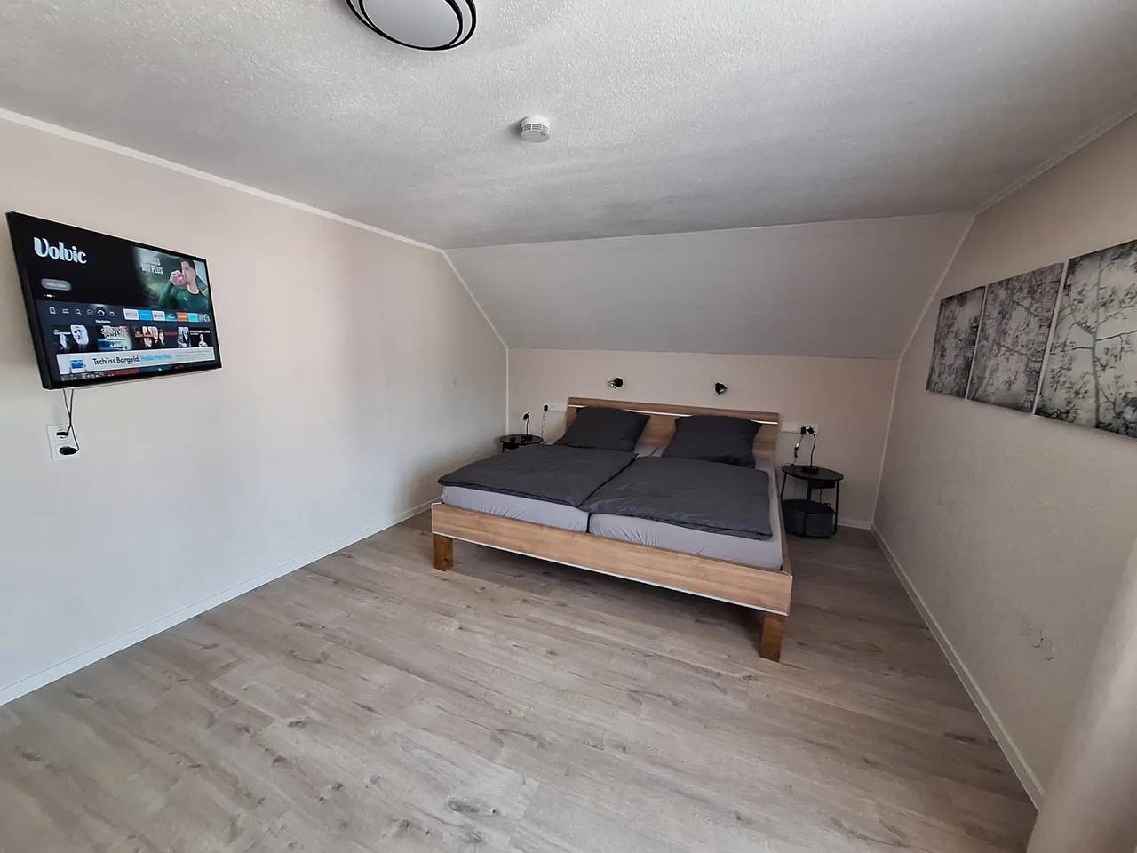 Apartamento entero, Apartamento 'Pure Vista' con vistas a la Selva Negra, terraza privada y Wlan in Laufenburg (Baden), Alta Selva Negra