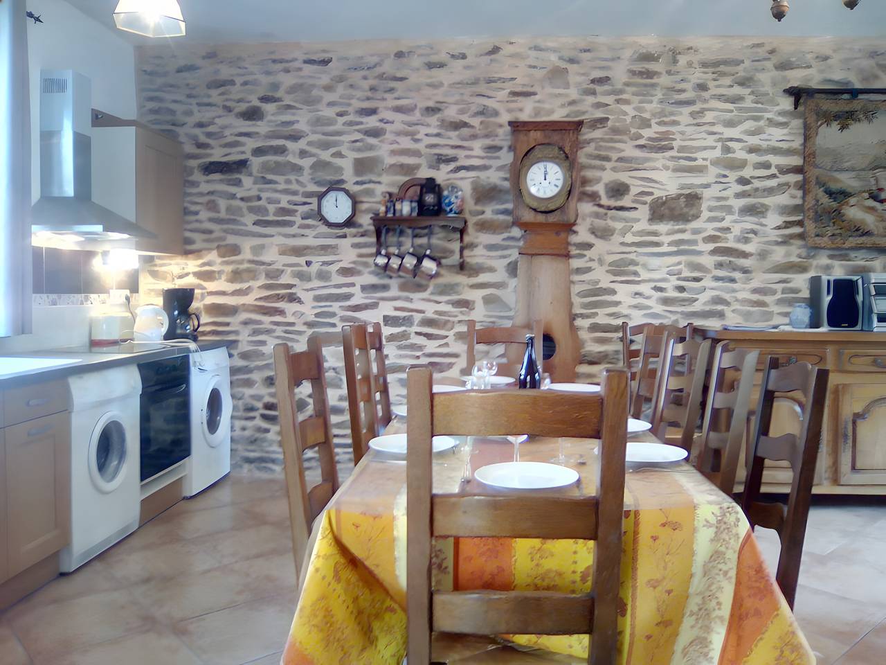 La Ferme de la Baconnerie, Gîte la Charreterie in Sainte-Marguerite-d'Elle, Cotentin