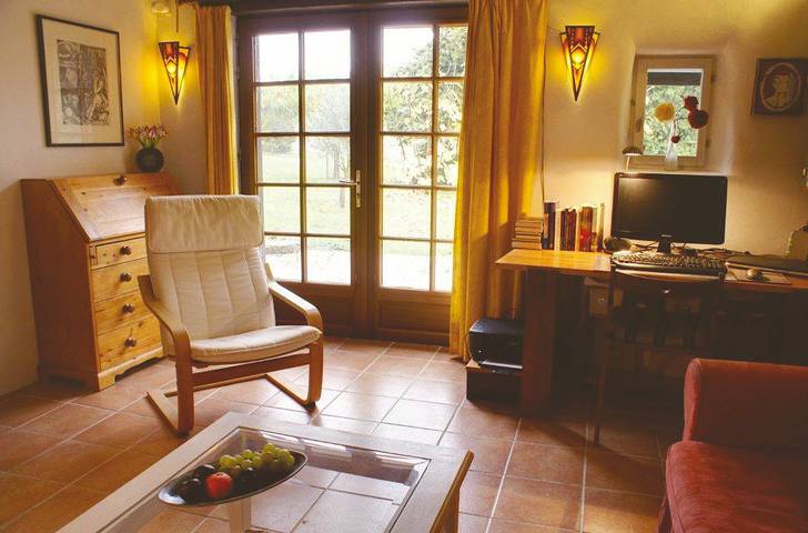 Gîte pour 4 personnes, avec jardin ainsi que terrasse et piscine, animaux acceptés à La Bégude-de-Mazenc - 4