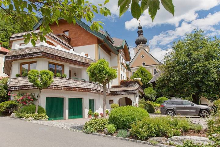 Ferienwohnung für 2 Personen, mit Terrasse und Garten sowie Sauna und Ausblick