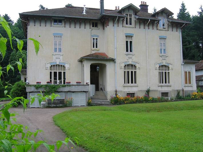 Villa pour 5 personnes, avec Terrasse et Piscine dans Lorraine