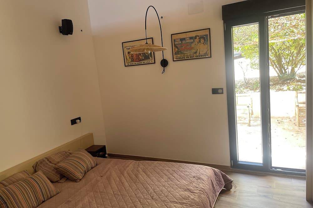 Charming and cozy country house in Caudete with amazing swimming pool. in Caudete, Provincia de Albacete