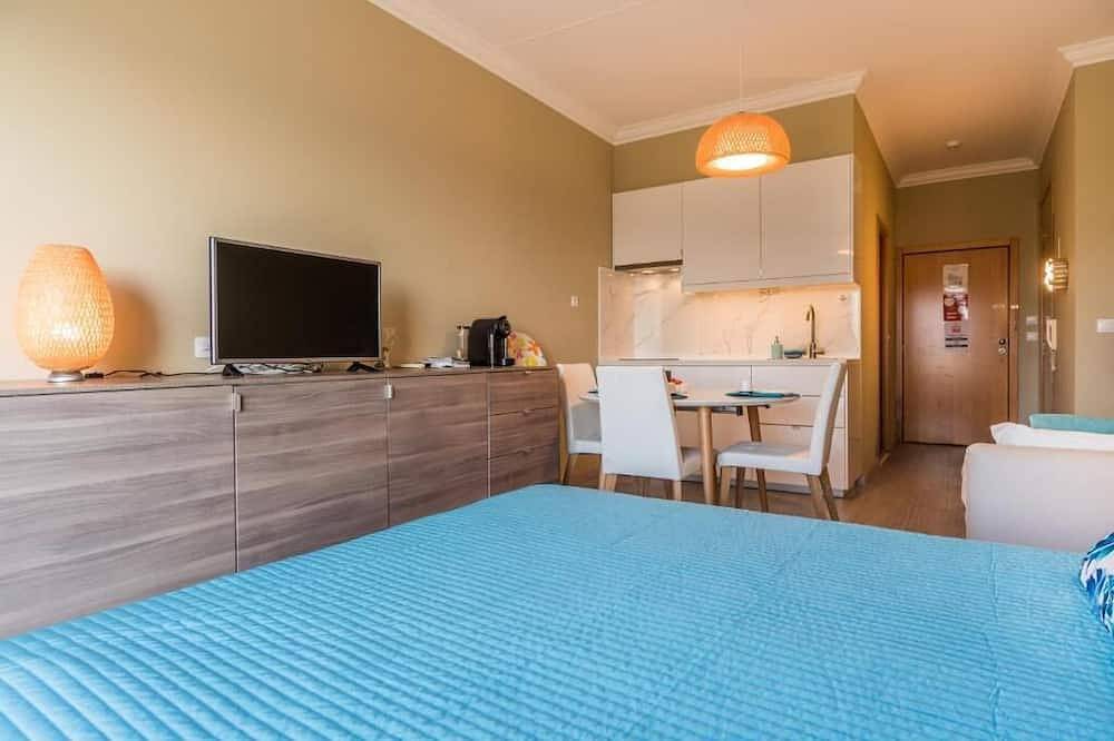 Hel lejlighed, Beach House Ericeira - Ribeira D'Ilhas (World Surf Reserve) - with view of the sea in Ribeira d'Ilhas, Ericeira