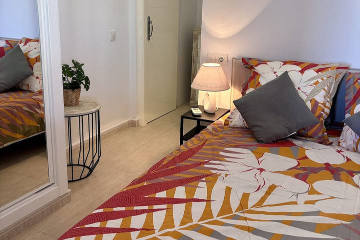 Entire apartment, Apartment Chao Volcano Sea View Heated Pool A/C in Puerto del Carmen, Tías
