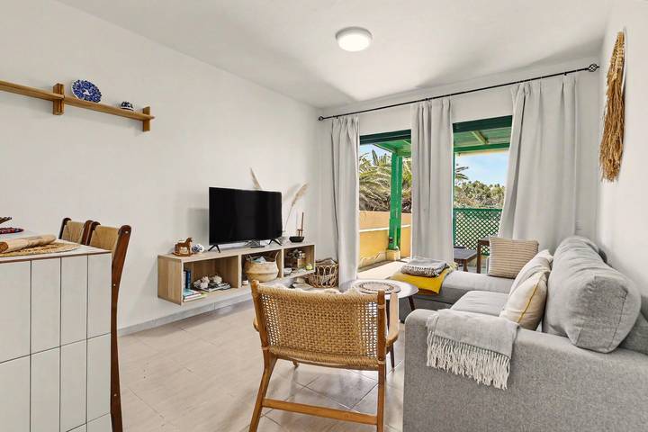 Casa Pura Vida: Ferienhaus mit Gemeinschaftspool, privatem Garten und Wlan in Südliche Bucht Costa Calma, Pájara