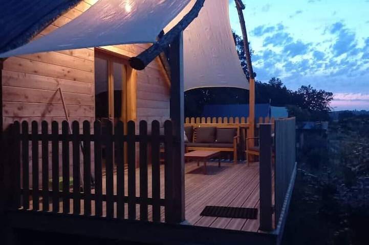 Gîte pour 5 personnes, avec Piscine