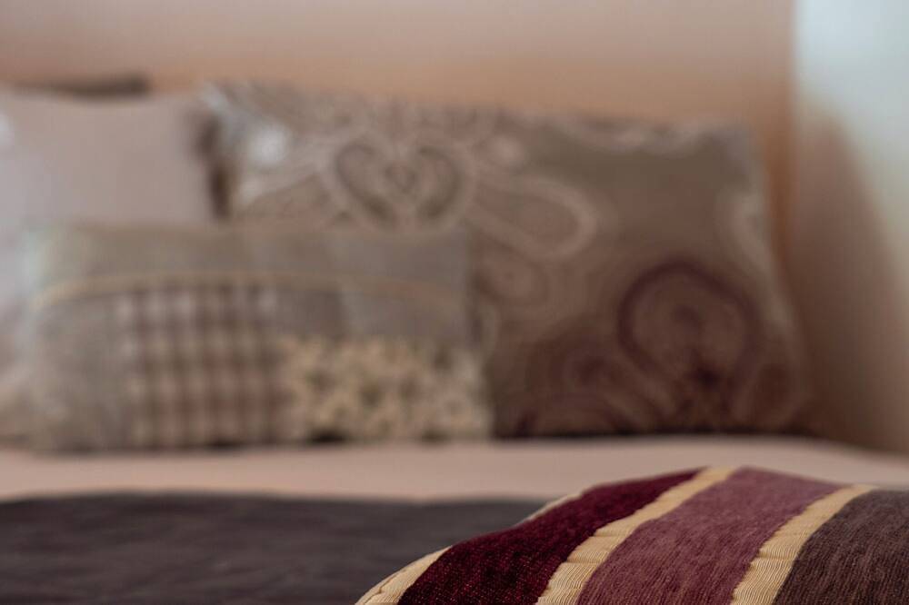 Hilltop Retreat with Sea Views – 15 Min Walk to Kyra Panagia Beach in Karpathos