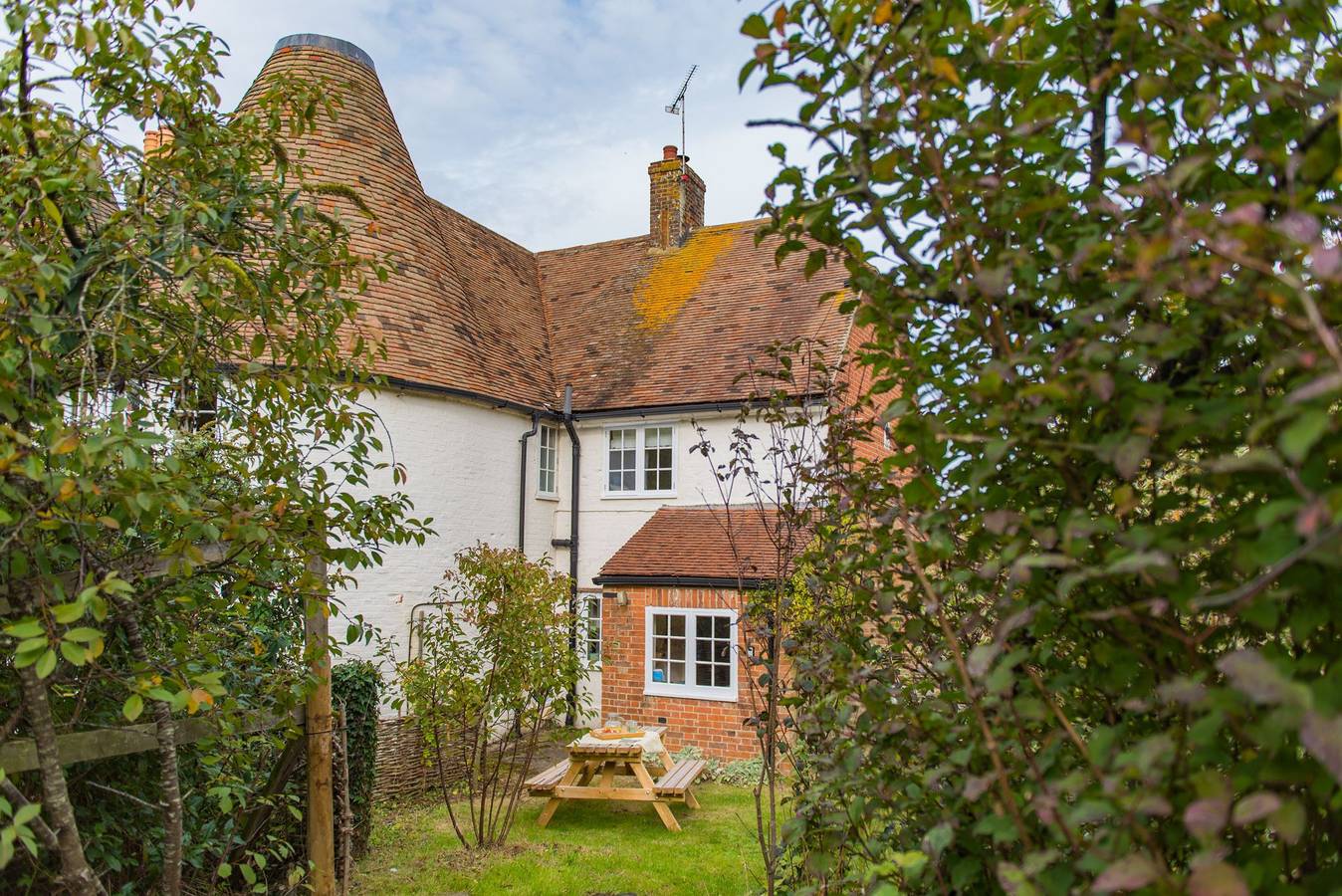 Heart's Delight Cottage in Barham, Kent