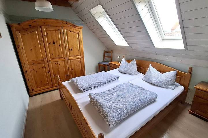 Ferienwohnung für 4 Personen, mit Terrasse und Garten in Neugarmssiel - 2