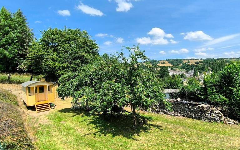 Maison de campagne pour 2 personnes, avec Balcon ainsi que Terrasse et Jardin à Pont-d'Ouilly
