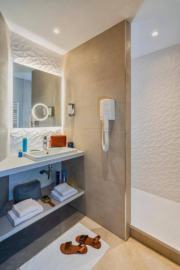 Hôtel Valdys Thalasso & Spa - Beau rivage in Ceinture Dorée