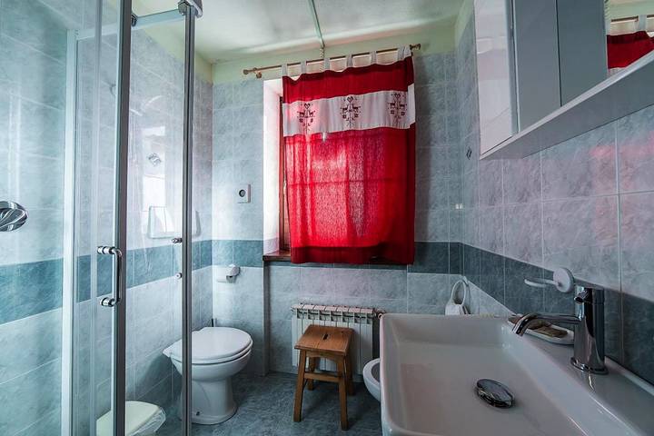 Chambre d’hôte pour 2 personnes, avec vue ainsi que sauna et jardin à La Thuile - 2