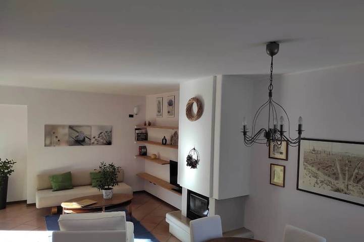 Ferienwohnung für 5 Personen, mit Balkon in Mori