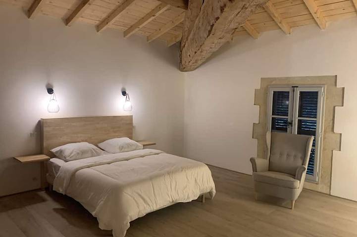 Location de vacances pour 14 personnes, avec terrasse et jardin, animaux acceptés à Marsillargues - 2