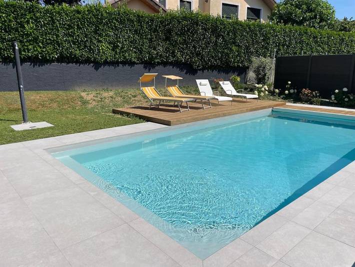 Location de vacances pour 2 personnes, avec vue et piscine ainsi que jardin et terrasse dans Lac Léman - 3