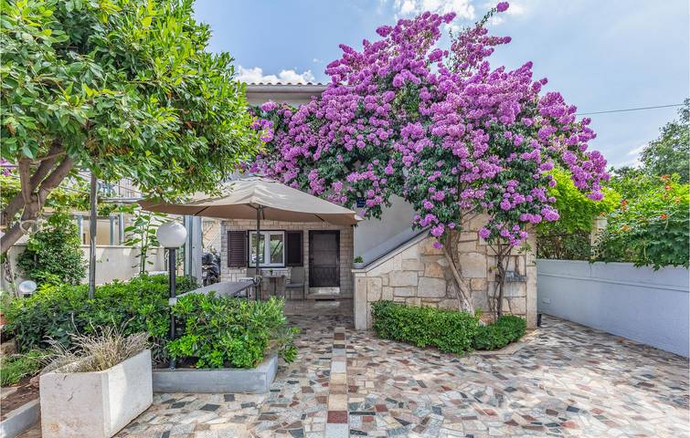 Ferienwohnung für 3 Personen, mit Terrasse in Premantura - 2