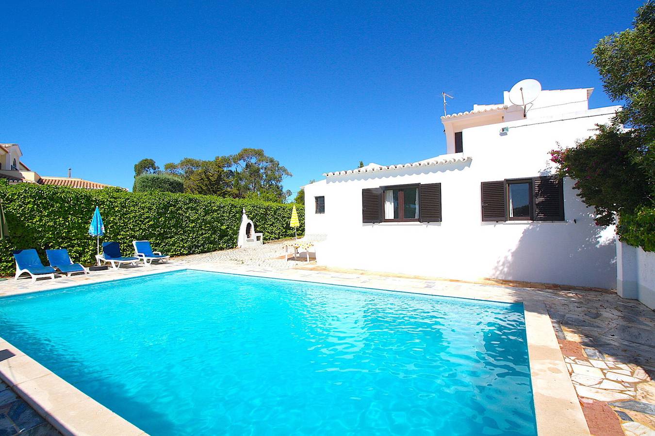 Villa „Alto“ mit privatem Pool, Terrasse und Wlan in Carvoeiro, Lagoa