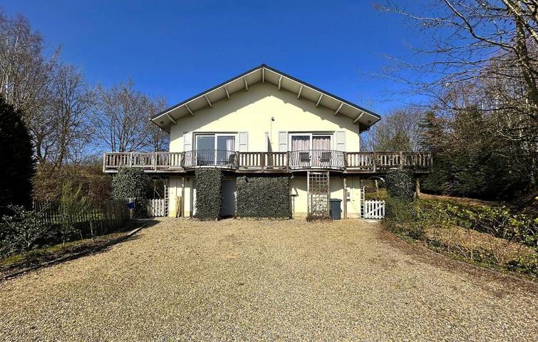 Location de vacances pour 8 personnes, avec jardin, animaux acceptés dans Devantave