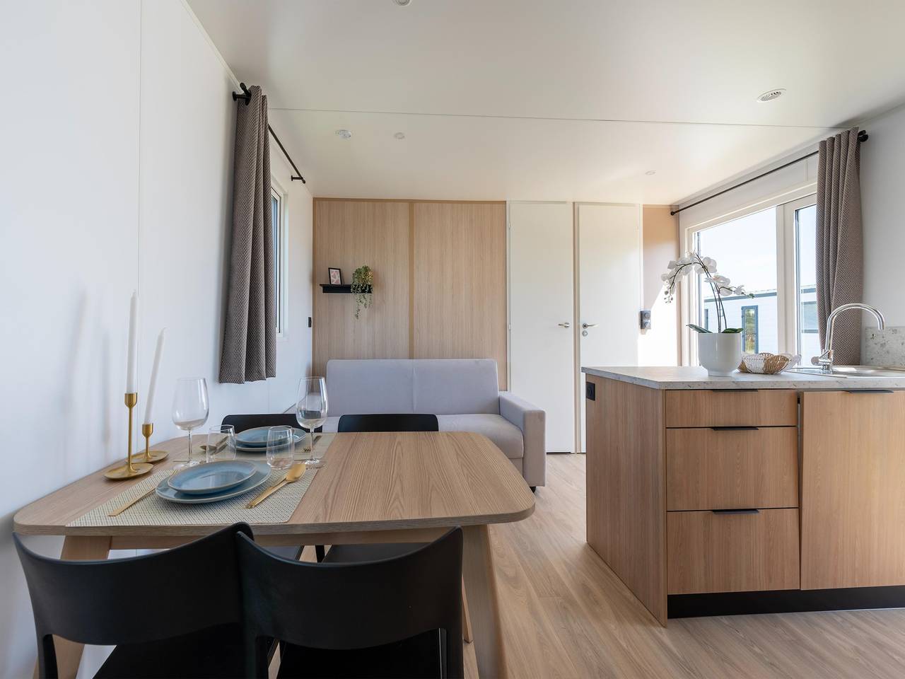 Caravan Bredene am Meer in Bredene, Belgische Küste