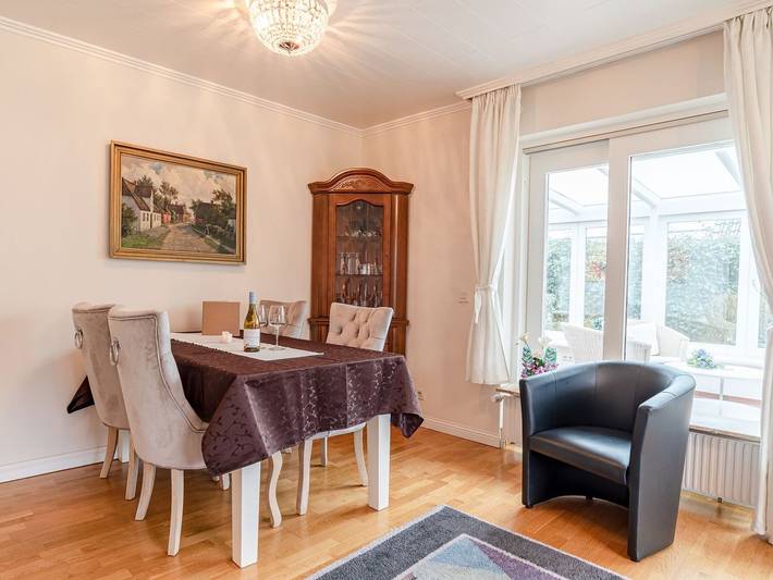 Ganze Ferienwohnung, White House Ferienwohnung 1 - "Erleben Sie unvergessliche Tage in der White House Ferienwohnung!" in Nordfriesische Inseln (Schleswig-Holstein) (Schleswig-Holstein), Alkersum
