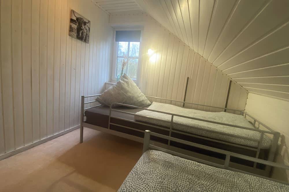Ferienhaus in Alleinlage - Naturerlebnis im wunderschönen Ammerland in Apen, Ammerland