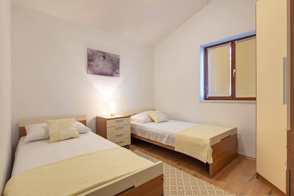 Avslappende fredelig hus med spektakulær utsikt over Split in Klis, Split-Dalmatia