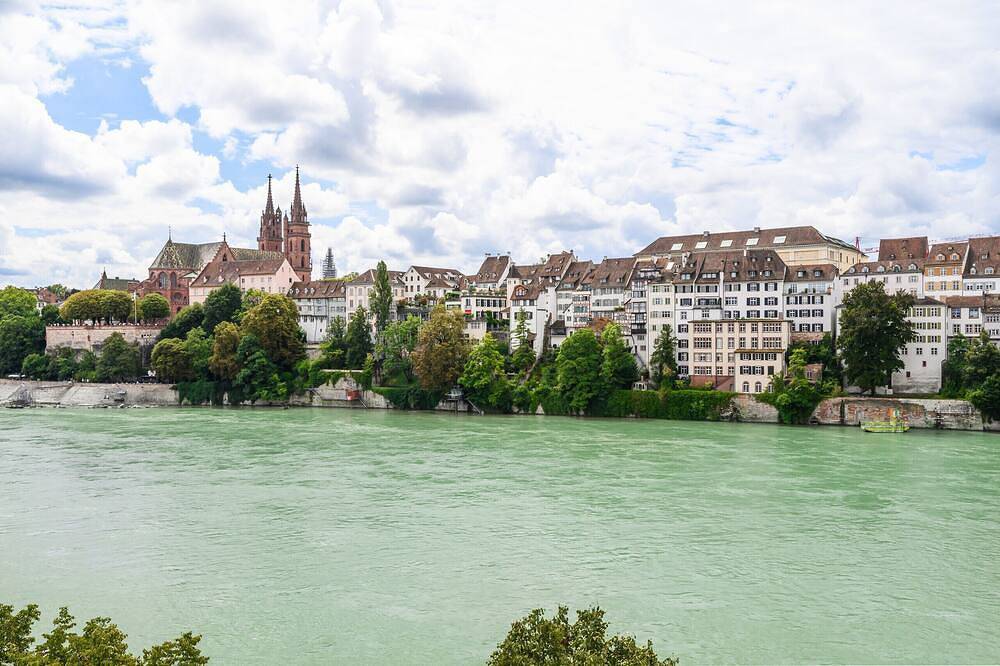 Apartamento entero, Casa Rheinblick - Apartment D - 3Br Penthouse with Rooftop Terrace in Basilea, Aargau-Basel