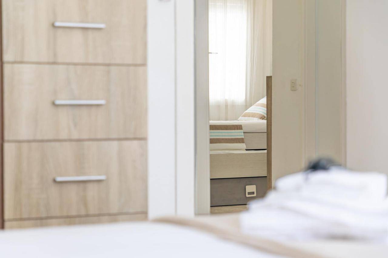 Apartamento entero, Four-Bedroom Deluxe Apartment in La Cala del Moral, Rincón de la Victoria