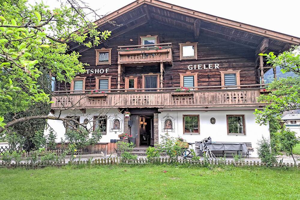 Ganze Wohnung, Gielerhof by Interhome in Zell am Ziller, Tiroler Unterland