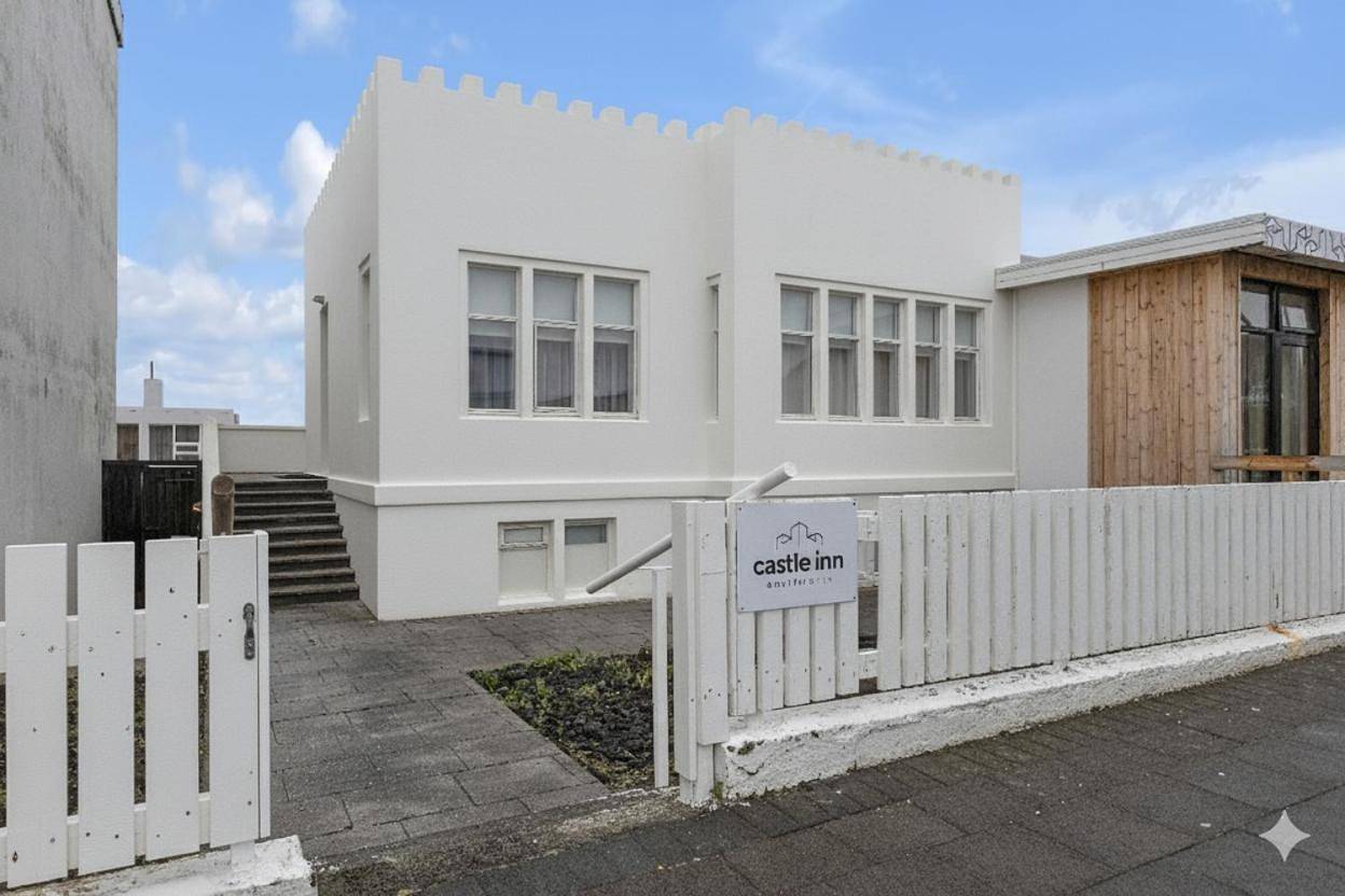 Appartement entier, Castle Inn Apartments - Downtown Keflavík in Reykjanesbær, Péninsule du Sud