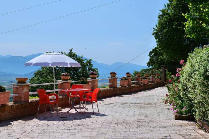 Cottage pour 2 personnes, avec vue ainsi que terrasse et jardin, animaux acceptés