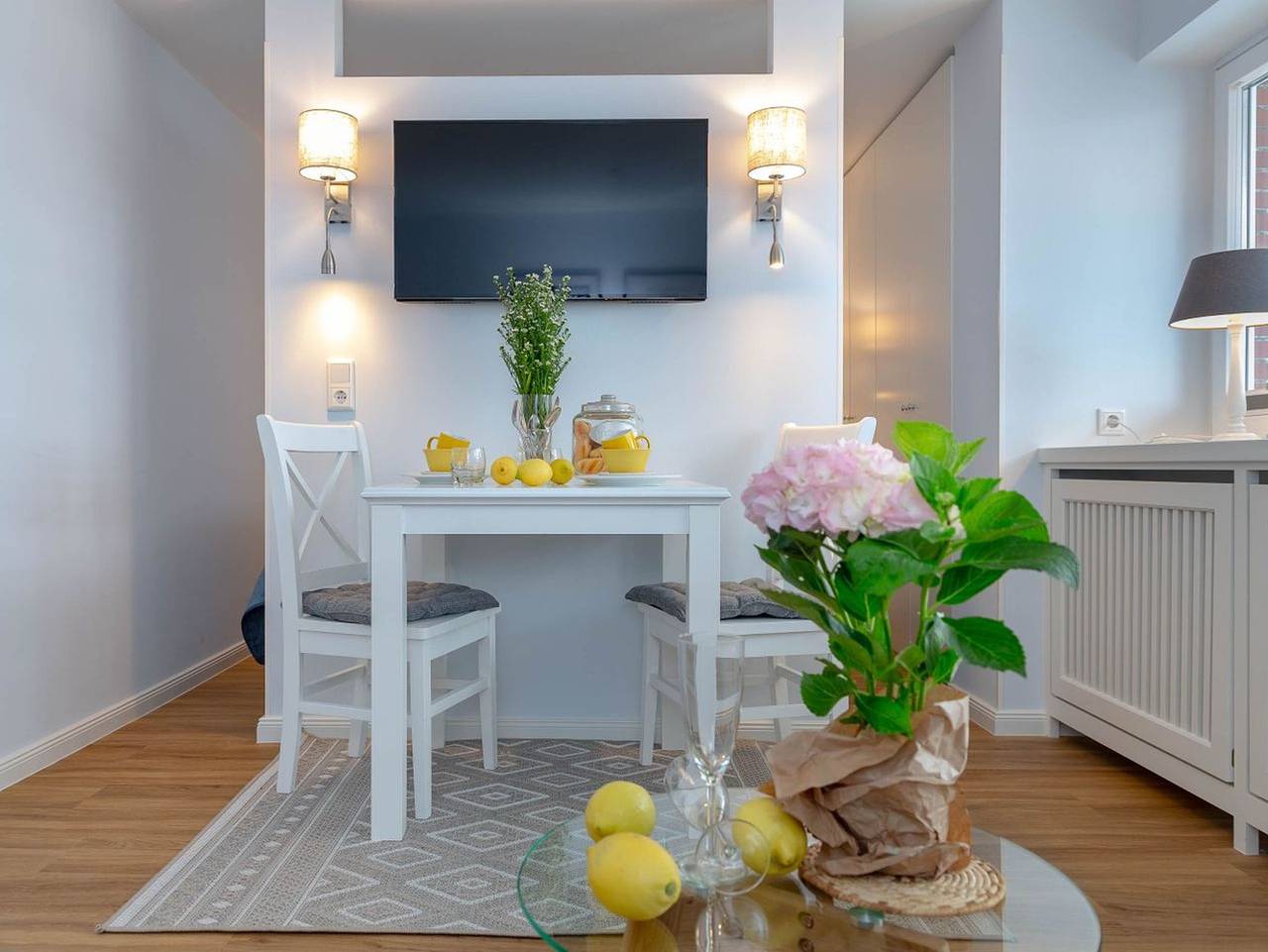 Ganze Ferienwohnung, Andreas-Dirks-Straße 1 - Strandkönig 3 - Direkte Strandlage, mod. 1 Zimmerap. mit Balkon in Westerland, Sylt (Gemeinde)